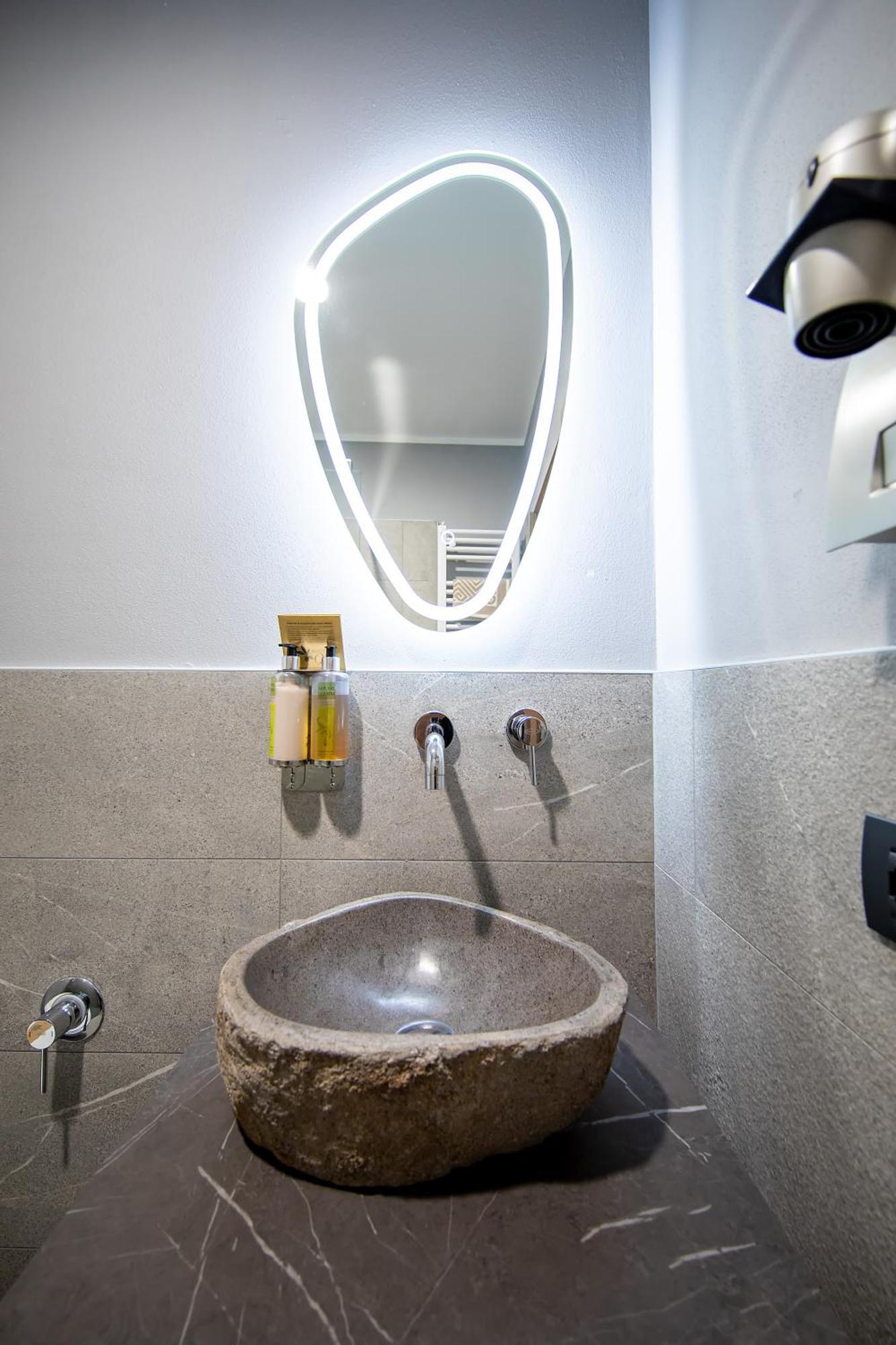 Standard Single Room,1537218661:JPEG